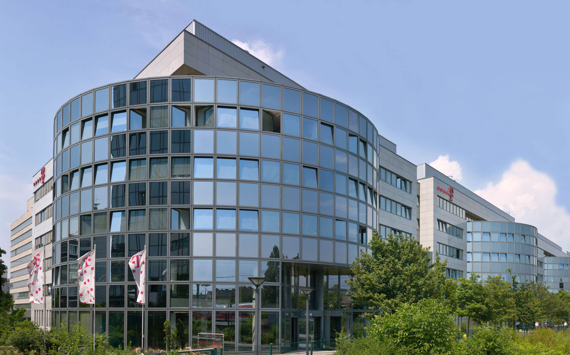 T-Systems-Gesamtgebaeude-Rundteil